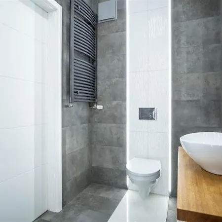 Mlody Wilanow * Varsavia